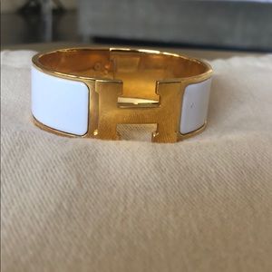 Hermes H  bracelet, white enamel and gold.